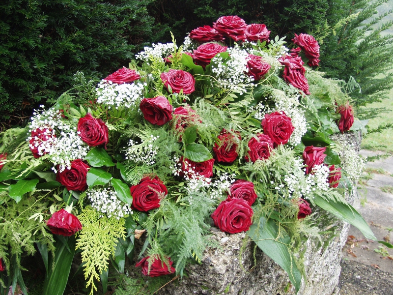 funeraire-SANARY SUR MER-min_roses-61203